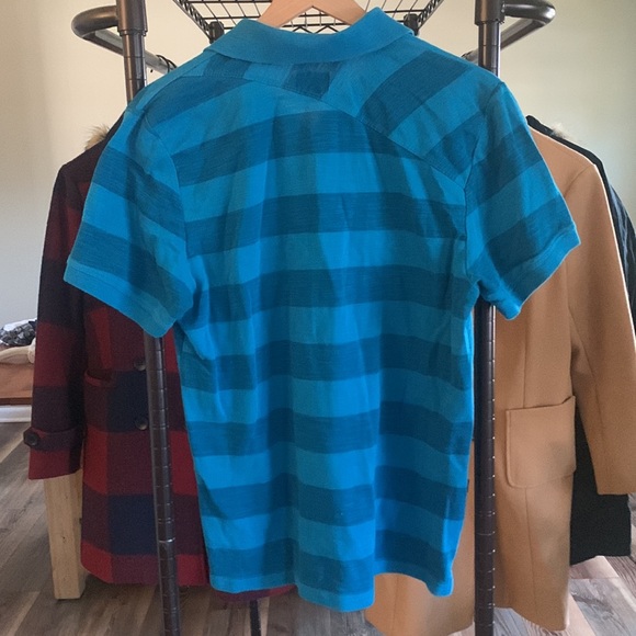 Volcom striped polo size medium - Picture 4 of 4